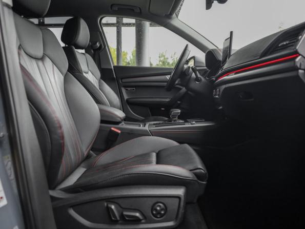 Audi Q5 II (FY) Рестайлинг с пробегом 2021 года, цена 4 549 000 рублей, 48829 км, внедорожник, Автокод Объявления