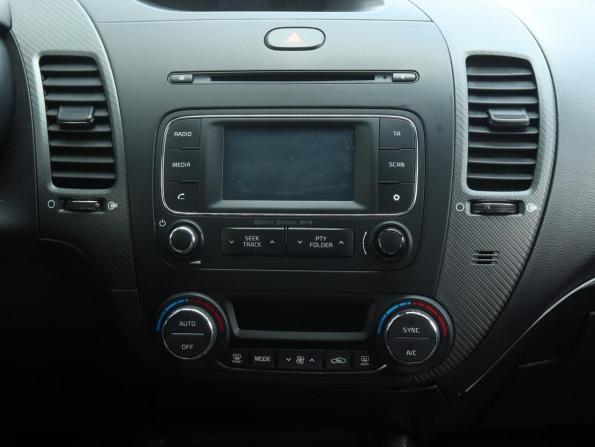 Kia Cerato III Рестайлинг (Classic) с пробегом 2018 года, цена 1 365 000 рублей, 132721 км, седан, Автокод Объявления