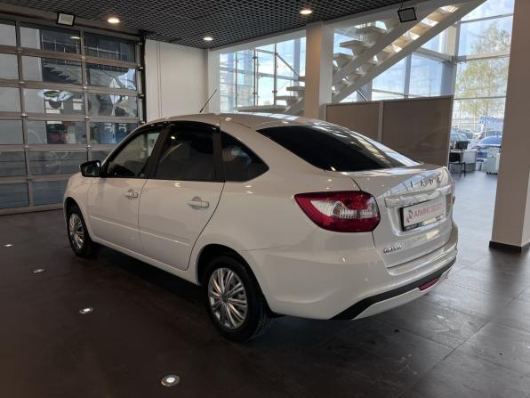 Lada (ВАЗ) Granta I Рестайлинг с пробегом 2024 года, цена 1 020 000 рублей, 33227 км, лифтбек, Автокод Объявления