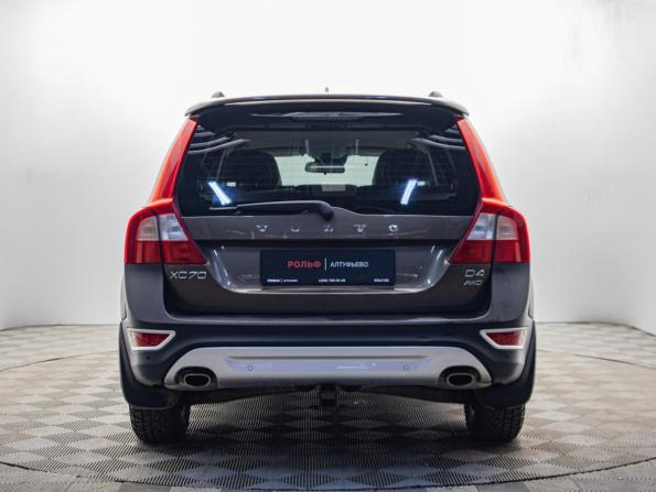 Volvo XC70 II с пробегом 2013 года, цена 1 445 000 рублей, 329149 км, универсал, Автокод Объявления