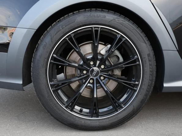 Audi A6 allroad III (C7) с пробегом 2014 года, цена 3 249 000 рублей, 134500 км, универсал, Автокод Объявления