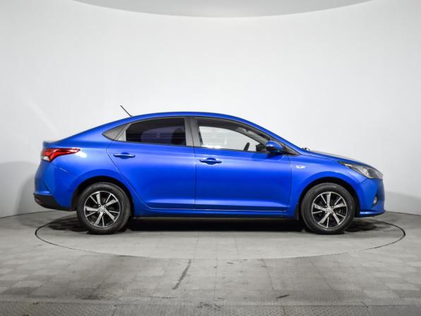 Hyundai Solaris II Рестайлинг с пробегом 2020 года, цена 1 475 000 рублей, 74000 км, седан, Автокод Объявления