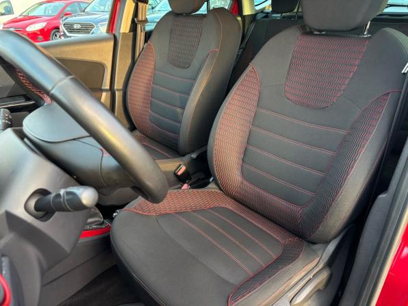 Renault Kaptur I с пробегом 2018 года, цена 1 299 000 рублей, 109969 км, внедорожник, Автокод Объявления