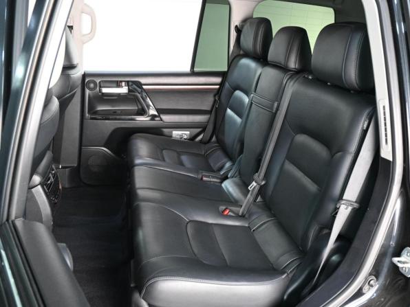 Toyota Land Cruiser 200 Series Рестайлинг 2 с пробегом 2016 года, цена 4 619 000 рублей, 392092 км, внедорожник, Автокод Объявления