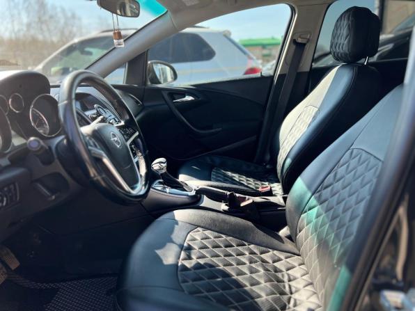 Opel Astra J Рестайлинг с пробегом 2012 года, цена 700 000 рублей, 221000 км, хэтчбек, Автокод Объявления
