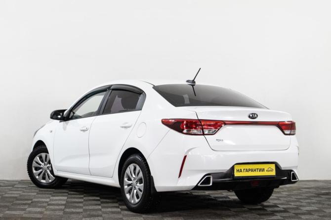 Kia Rio IV Рестайлинг с пробегом 2020 года, цена 1 279 000 рублей, 138000 км, седан, Автокод Объявления