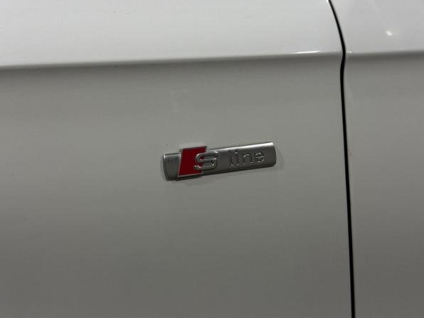 Audi Q7 I (4L) Рестайлинг с пробегом 2011 года, цена 1 900 000 рублей, 205407 км, внедорожник, Автокод Объявления