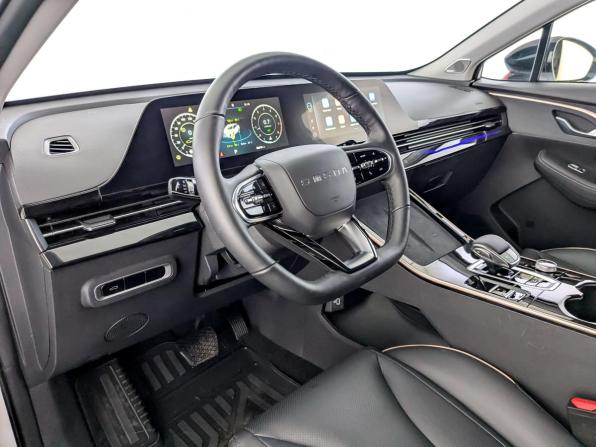 Omoda C5 I с пробегом 2023 года, цена 1 770 000 рублей, 53015 км, внедорожник, Автокод Объявления