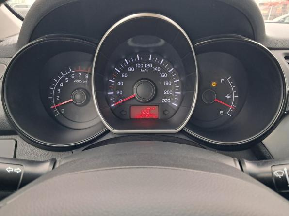 Kia Rio III с пробегом 2014 года, цена 565 000 рублей, 248000 км, хэтчбек, Автокод Объявления