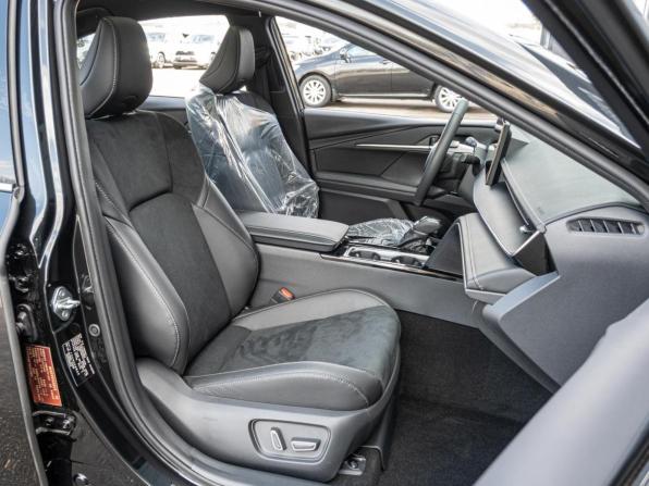 Toyota Camry IX (XV80) China Market с пробегом 2026 года, цена 4 240 000 рублей, 46 км, седан, Автокод Объявления