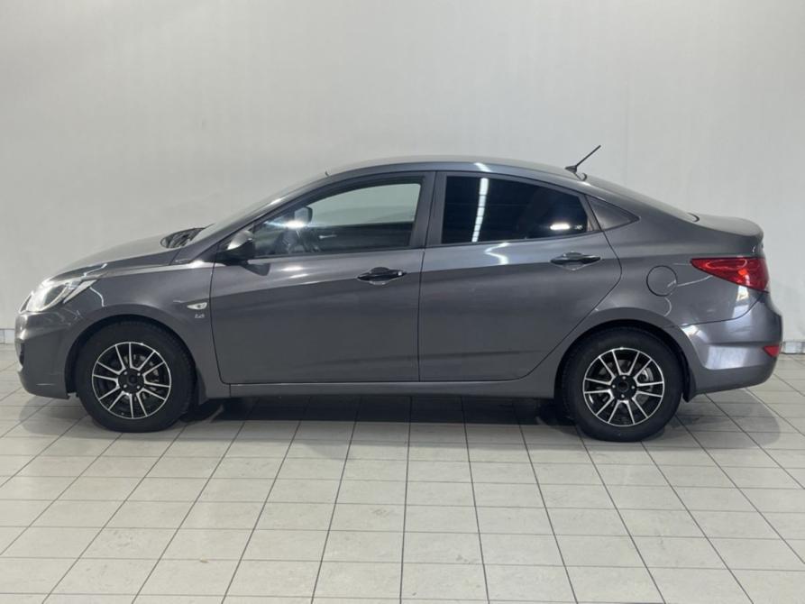 Hyundai Solaris I Курск  - изображение 2