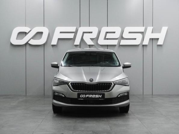 Skoda Rapid II с пробегом 2020 года, цена 1 457 000 рублей, 142153 км, лифтбек, Автокод Объявления