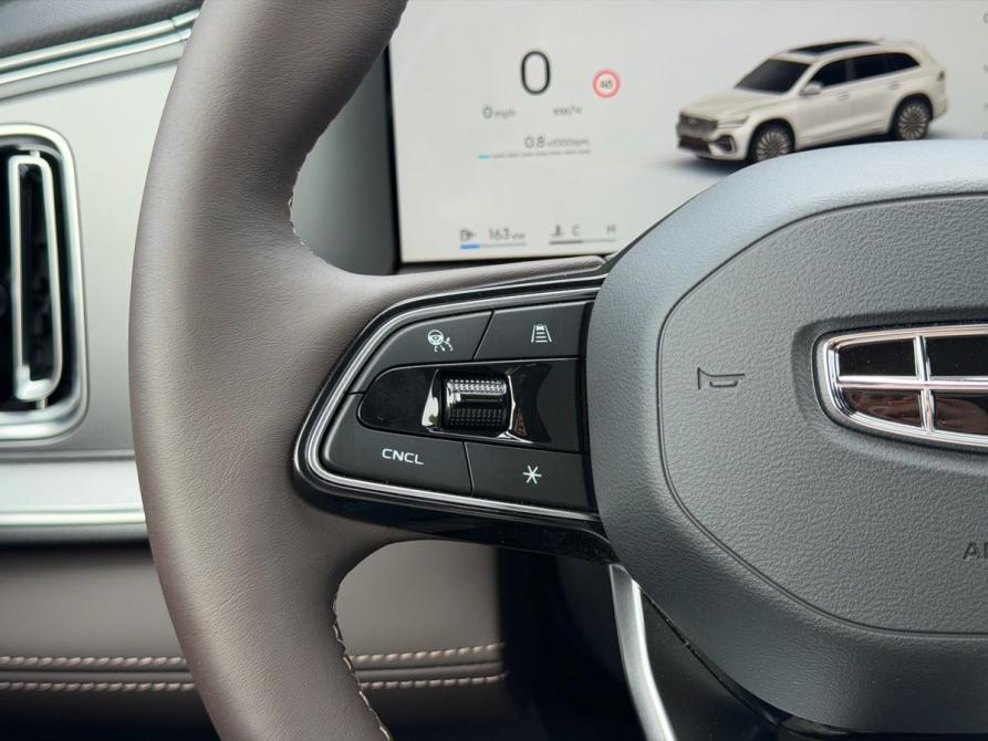 Geely Monjaro I Рестайлинг 2 Казань  - изображение 18