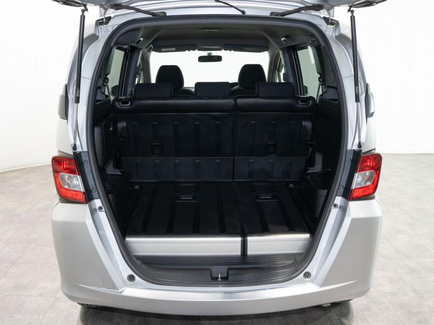 Honda Freed I Рестайлинг Чита  - изображение 14