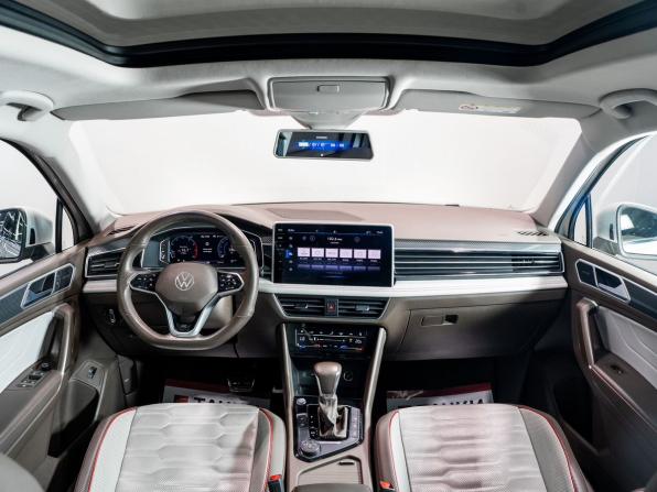 Volkswagen Tiguan II Рестайлинг с пробегом 2021 года, цена 4 020 000 рублей, 25700 км, внедорожник, Автокод Объявления