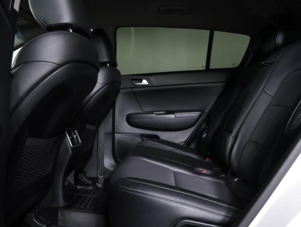 Kia Sportage IV с пробегом 2018 года, цена 1 985 000 рублей, 124610 км, внедорожник, Автокод Объявления