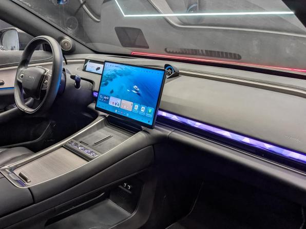 Exeed Exlantix ES с пробегом 2025 года, цена 4 950 000 рублей, 11117 км, седан, Автокод Объявления
