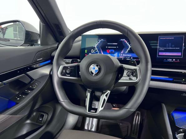 BMW 5 серии VIII (G60/G61/G68) с пробегом 2024 года, цена 6 649 000 рублей, 25237 км, седан, Автокод Объявления