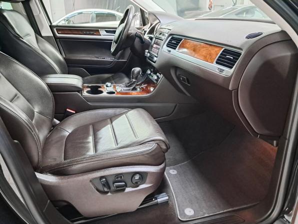 Volkswagen Touareg II Рестайлинг с пробегом 2016 года, цена 3 435 000 рублей, 133236 км, внедорожник, Автокод Объявления