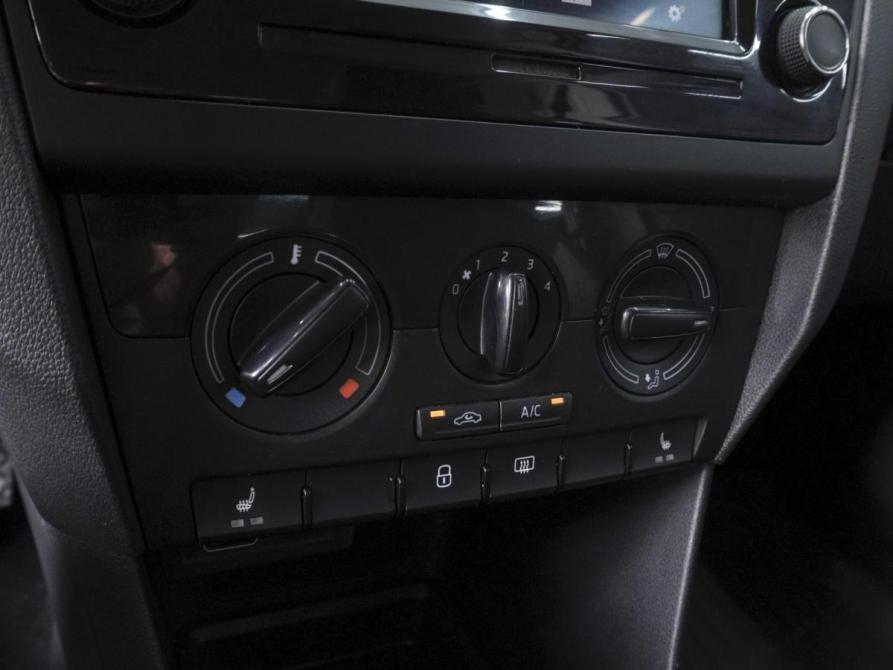 Skoda Rapid I Рестайлинг Ростов-на-Дону  - изображение 13