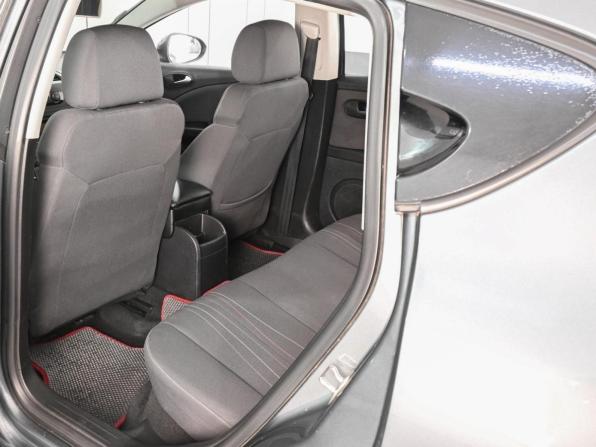 SEAT Leon II Рестайлинг с пробегом 2012 года, цена 759 000 рублей, 193303 км, хэтчбек, Автокод Объявления