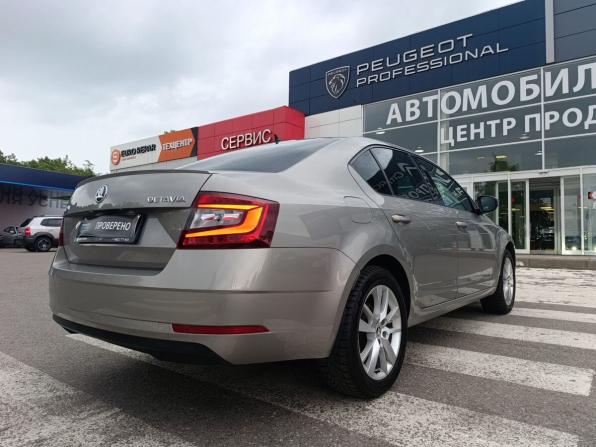Skoda Octavia III (A7) Рестайлинг с пробегом 2018 года, цена 2 100 000 рублей, 80391 км, лифтбек, Автокод Объявления