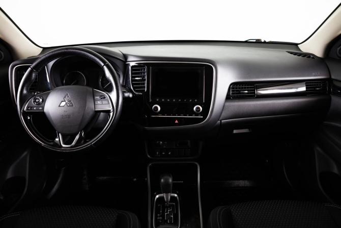 Mitsubishi Outlander III Рестайлинг 3 с пробегом 2021 года, цена 2 299 000 рублей, 169000 км, внедорожник, Автокод Объявления
