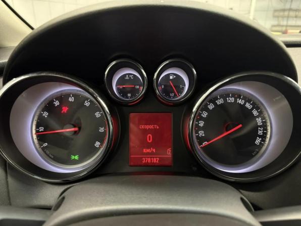 Opel Astra J с пробегом 2010 года, цена 395 380 рублей, 378181 км, хэтчбек, Автокод Объявления