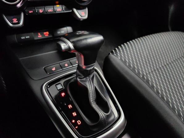 Kia Rio IV с пробегом 2017 года, цена 1 099 000 рублей, 187000 км, седан, Автокод Объявления