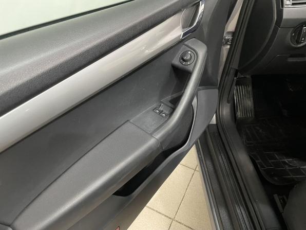 Skoda Octavia III (A7) Рестайлинг с пробегом 2017 года, цена 1 176 000 рублей, 174832 км, лифтбек, Автокод Объявления
