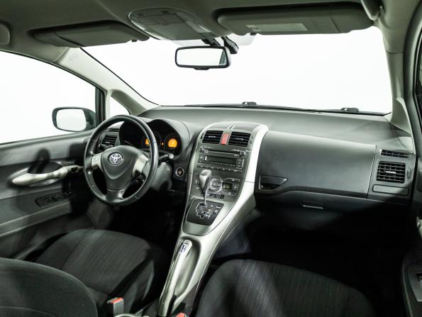 Toyota Auris I с пробегом 2009 года, цена 540 000 рублей, 215230 км, хэтчбек, Автокод Объявления