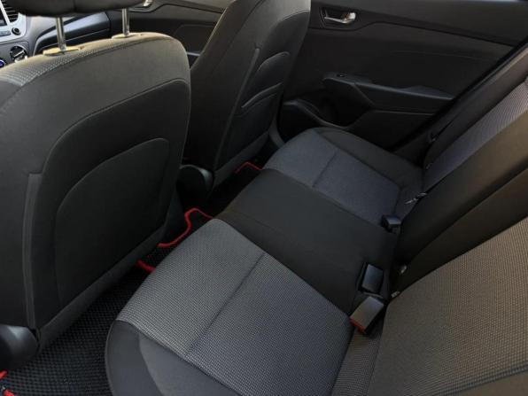 Hyundai Solaris II с пробегом 2019 года, цена 1 399 000 рублей, 86000 км, седан, Автокод Объявления