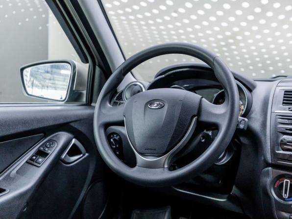 Lada (ВАЗ) Granta I Рестайлинг с пробегом 2021 года, цена 756 000 рублей, 57500 км, седан, Автокод Объявления