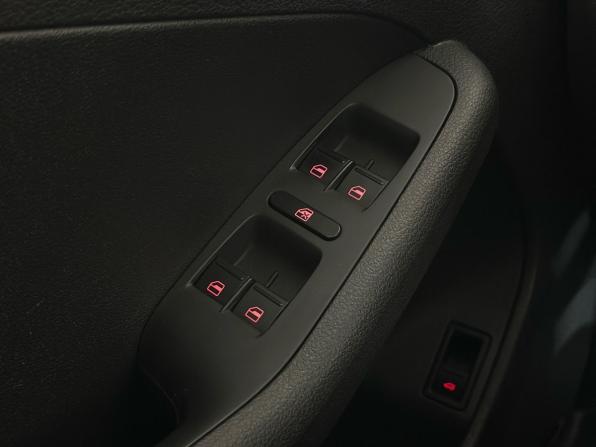 Volkswagen Jetta VI Рестайлинг с пробегом 2018 года, цена 1 469 900 рублей, 137223 км, седан, Автокод Объявления