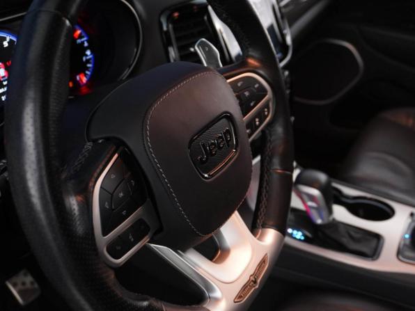 Jeep Grand Cherokee IV (WK2) Рестайлинг с пробегом 2018 года, цена 8 397 900 рублей, 31309 км, внедорожник, Автокод Объявления