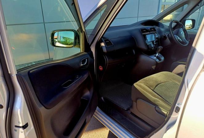 Nissan Serena IV (C26) с пробегом 2015 года, цена 1 530 000 рублей, 105452 км, минивэн, Автокод Объявления