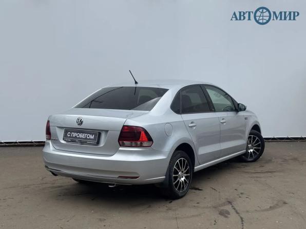 Volkswagen Polo V Рестайлинг с пробегом 2016 года, цена 1 120 000 000 рублей, 98053 км, седан, Автокод Объявления