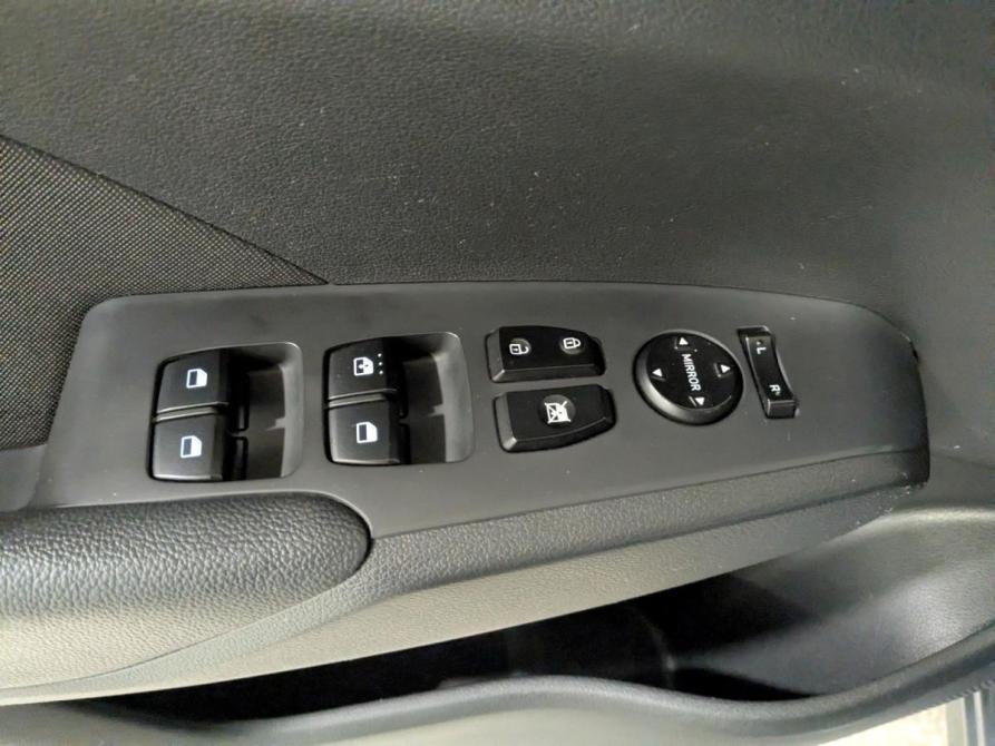 Hyundai Solaris II Москва  - изображение 9