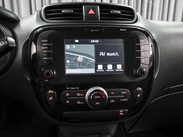 Kia Soul II Рестайлинг с пробегом 2017 года, цена 1 698 000 рублей, 128342 км, хэтчбек, Автокод Объявления