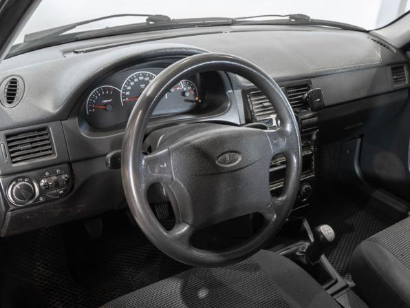 Lada (ВАЗ) Priora I с пробегом 2011 года, цена 320 000 рублей, 202140 км, хэтчбек, Автокод Объявления