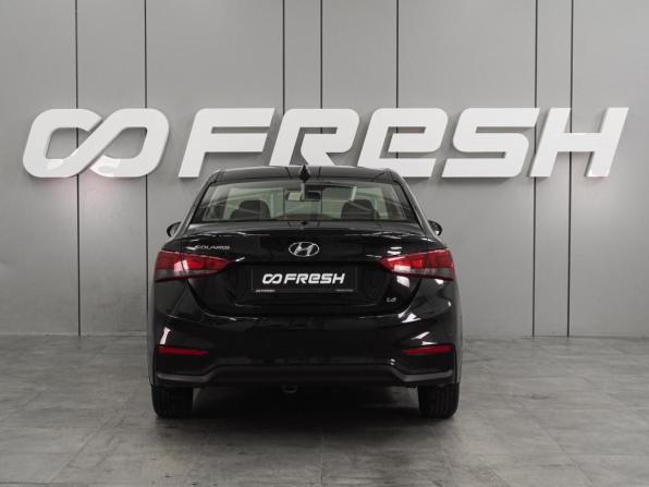 Hyundai Solaris II с пробегом 2018 года, цена 1 325 000 рублей, 135155 км, седан, Автокод Объявления