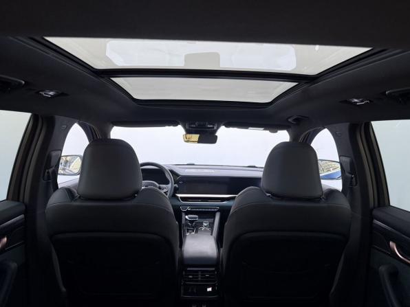 Geely Monjaro I с пробегом 2023 года, цена 3 030 000 рублей, 42527 км, внедорожник, Автокод Объявления