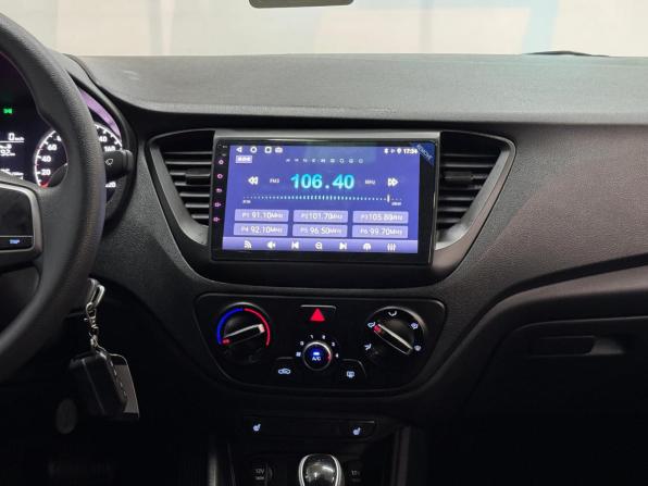 Hyundai Solaris II с пробегом 2019 года, цена 1 595 000 рублей, 32220 км, седан, Автокод Объявления