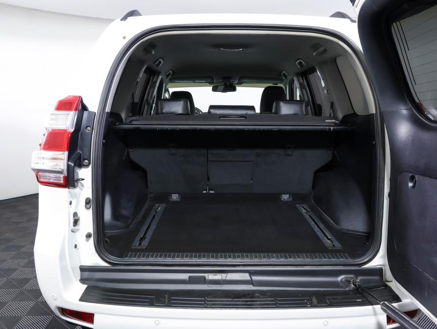 Toyota Land Cruiser Prado 150 Series Рестайлинг 1 Москва  - изображение 9