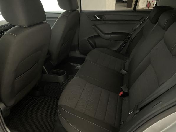 Skoda Rapid I с пробегом 2014 года, цена 780 000 рублей, 307499 км, лифтбек, Автокод Объявления