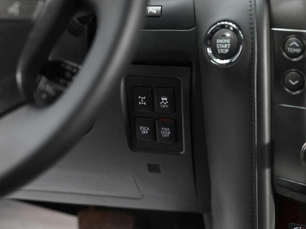 Lexus LX III с пробегом 2010 года, цена 2 029 000 рублей, 160000 км, внедорожник, Автокод Объявления