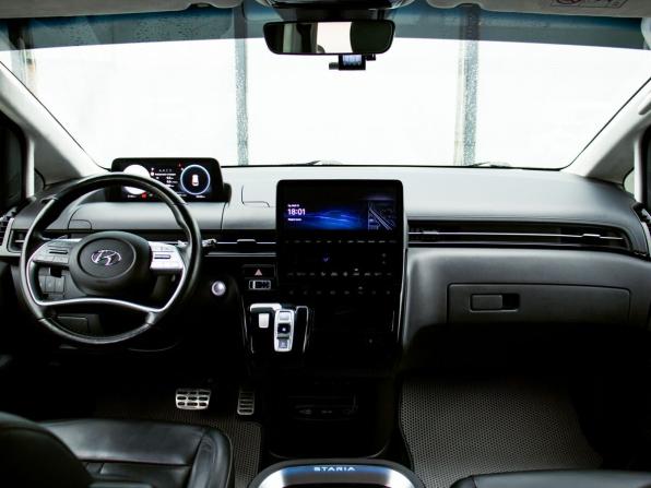 Hyundai Staria I с пробегом 2021 года, цена 4 300 000 рублей, 100457 км, минивэн, Автокод Объявления