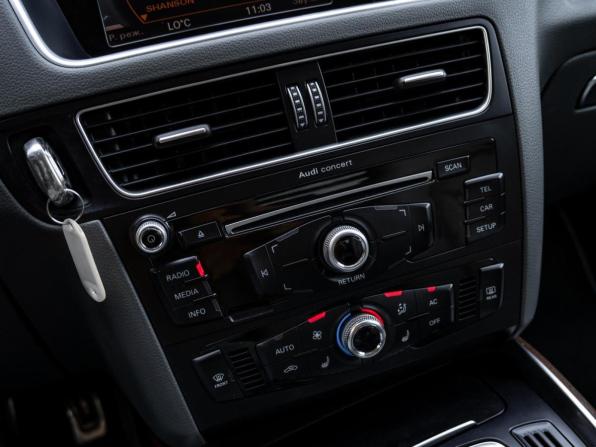 Audi Q5 I (8R) Рестайлинг с пробегом 2013 года, цена 2 200 000 рублей, 151612 км, внедорожник, Автокод Объявления