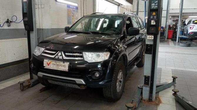 Mitsubishi Pajero Sport II Рестайлинг с пробегом 2014 года, цена 1 750 000 рублей, 107839 км, внедорожник, Автокод Объявления