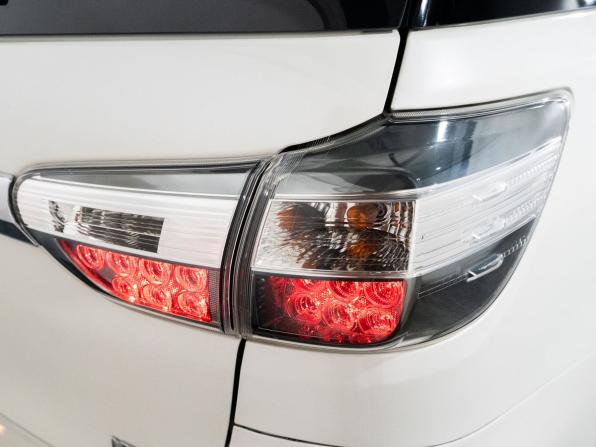 Toyota Wish II Рестайлинг с пробегом 2012 года, цена 1 149 500 рублей, 224846 км, минивэн, Автокод Объявления